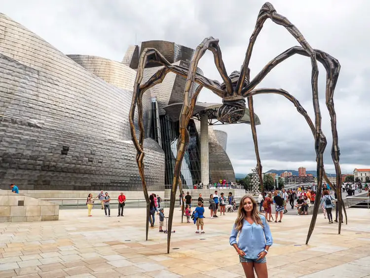 In this edition of Expat Tales, meet Dina Dubinsky, a globe-trotting PR professional now based in Madrid, Spain. She shares her tips for navigating expat life and settling in to a new country and culture. #expat #expatlife #madrid #spain #spainexpats #usexpats