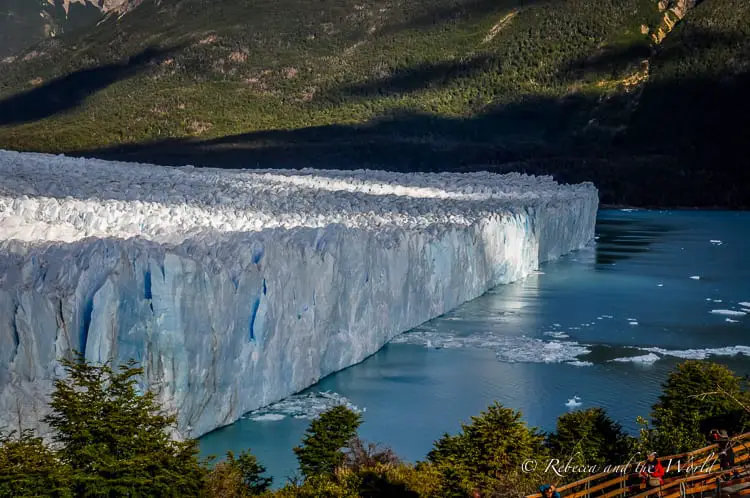 Argentina itinerary: how to spend 2 weeks in Argentina, South America's most diverse country. This 2-week itinerary will see you exploring big cities, trekking on glaciers, walking under waterfalls and tasting wine. | #argentina #southamerica #buenosaires #iguazufalls #northargentina #salta #patagonia 