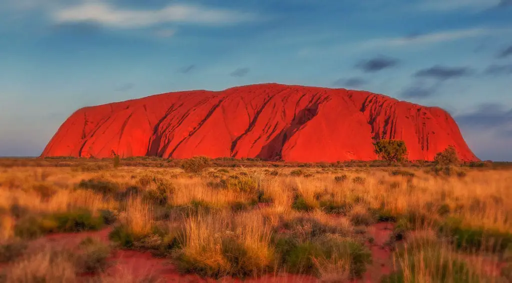 Uluru is one of the most iconic Australian landmarks and a top choice for your Australian bucket list