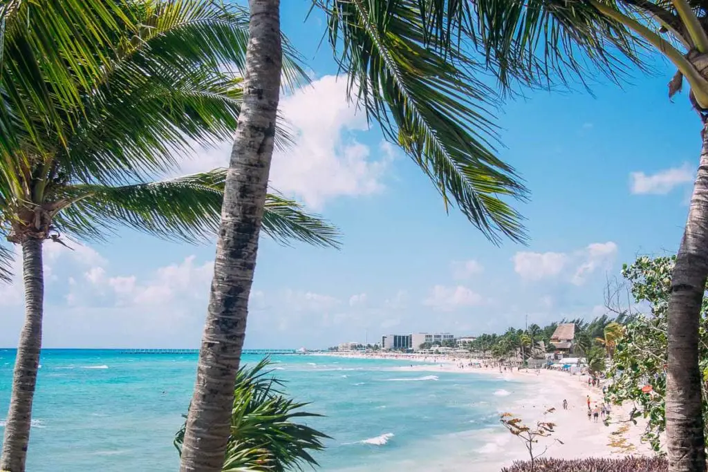 Looking for a great place to begin your expat experience? Consider Playa del Carmen - what more could you want than beautiful beaches and great food?
