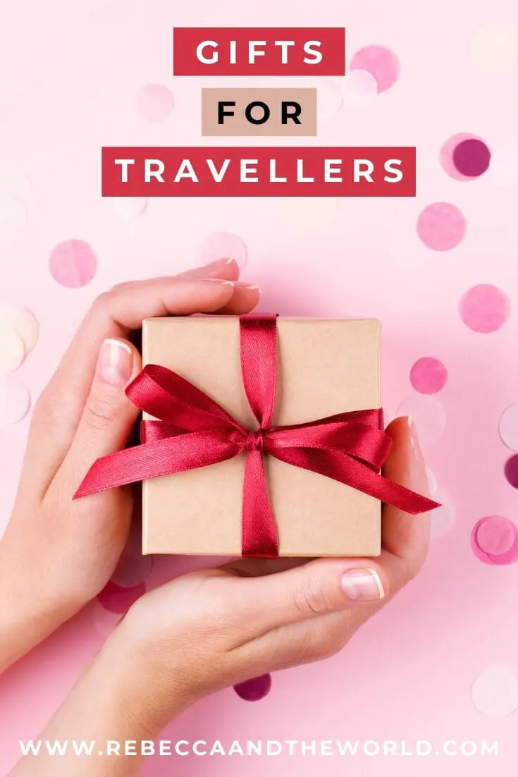 2022 gift guide for travellers! Do you have a special traveller in your life who's always difficult to buy for? This gift guide for travel lovers is sure to have something to make them smile. From books to practical travel goods to experiences, you're bound to find the perfect gift. | Gift Guide | Travel Lovers | Traveller Gift Guide | Gifts | Presents | Travel | Travel Goods | Packing List | Holidays | Holiday Gift Guide | Travel Gift Guide