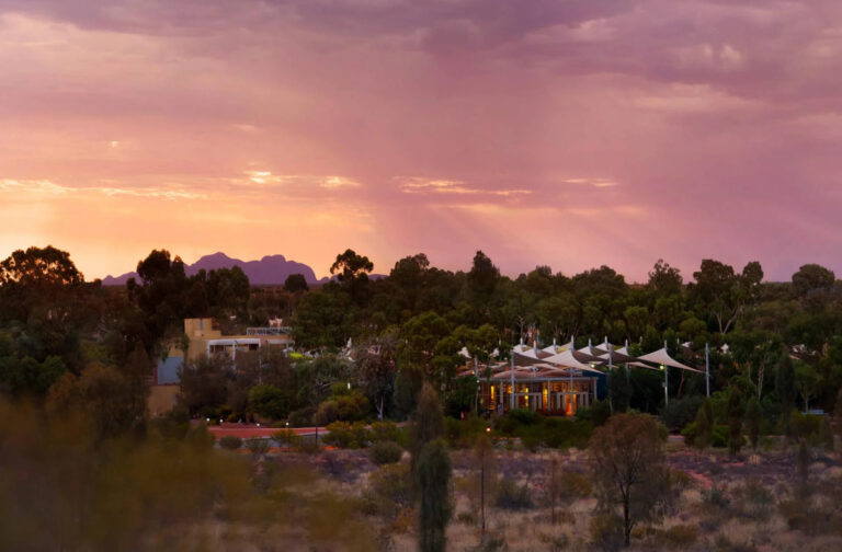 Uluru Accommodation Guide 8 Places To Stay Near Uluru Rebecca And 