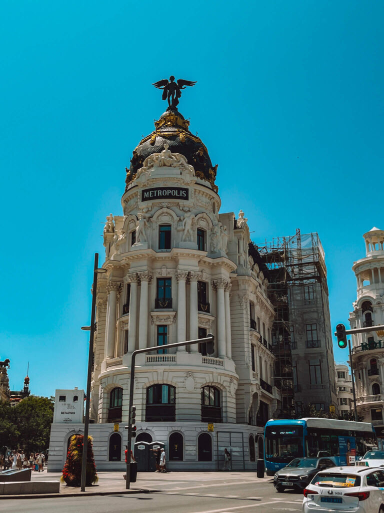 The Metropolis Building on Gran Vía, one of Madrid’s most iconic landmarks.