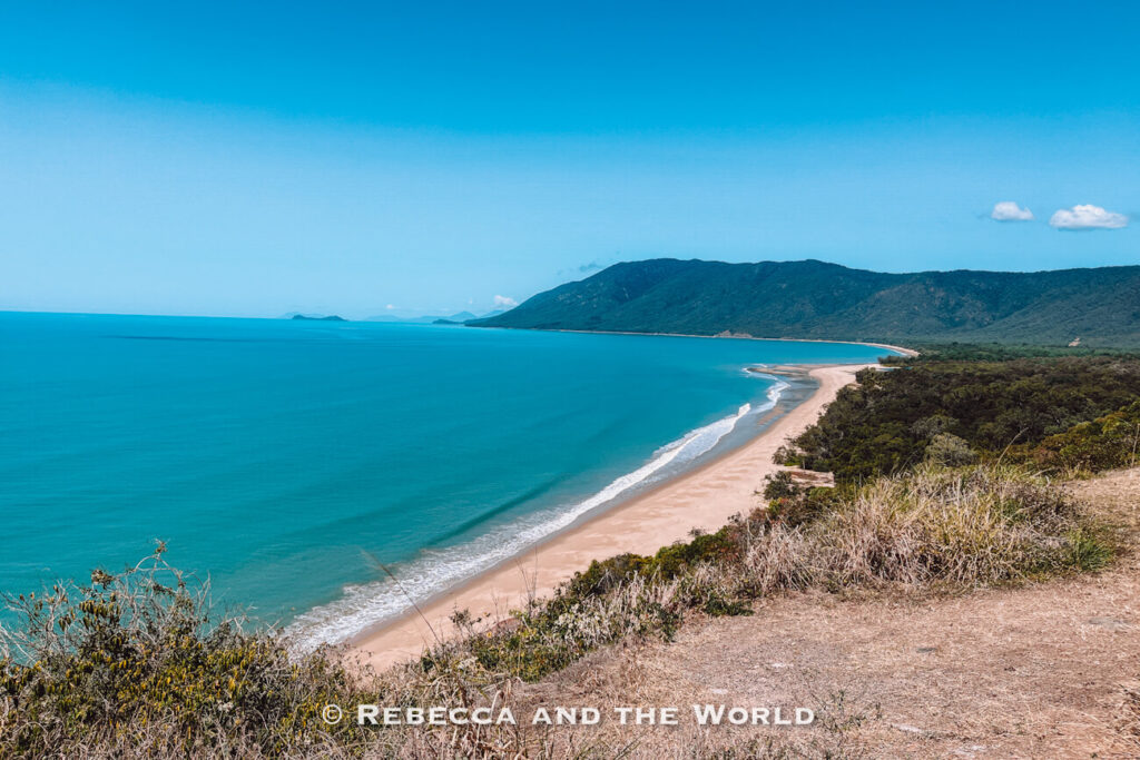 Panoramic view over the Coral Sea coastline from Rex Lookout, the top photo stop on the Captain Cook Highway